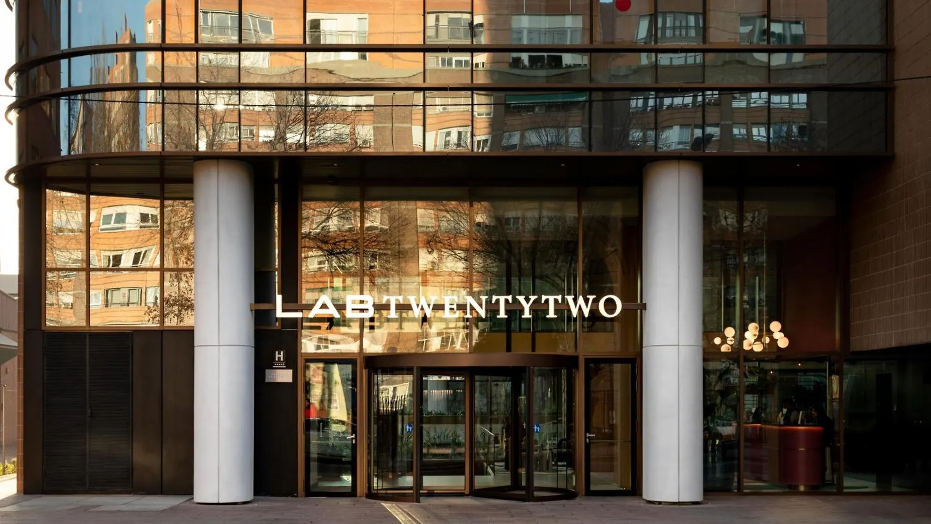 Labtwentytwo Barcelona, A Tribute Portfolio Hotel 4*, Barcelona Spanyolország